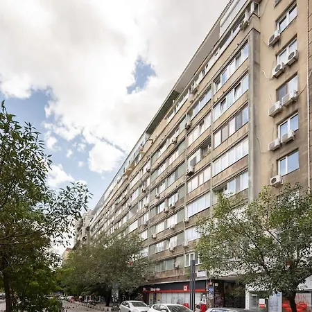 Stunning Views 2br Midtown Flat - Charming Balcony * Bucharest